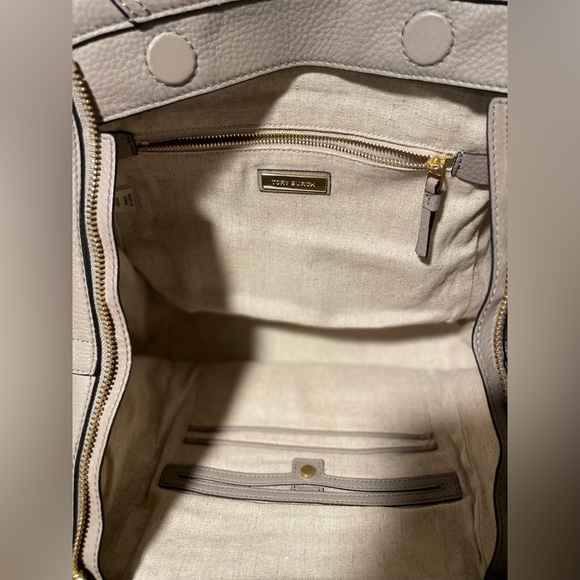 Tory Burch - half moon satchel - French grey - very gently used - Picture 6 of 9